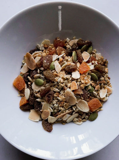 Apricot & almond  granola